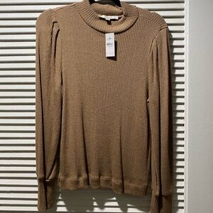 LOFT Women's Tan and Gold Sweater/ Long Sleeve Shirt